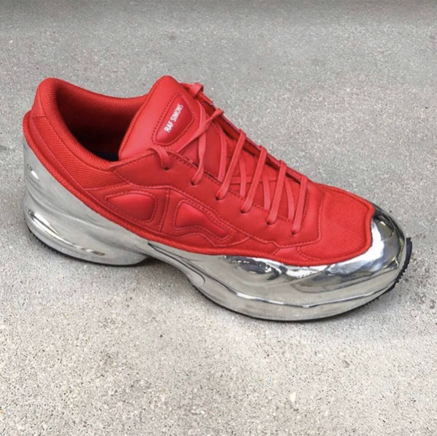 Take A Look At The Upcoming Metallic Raf Simons x adidas Ozweego