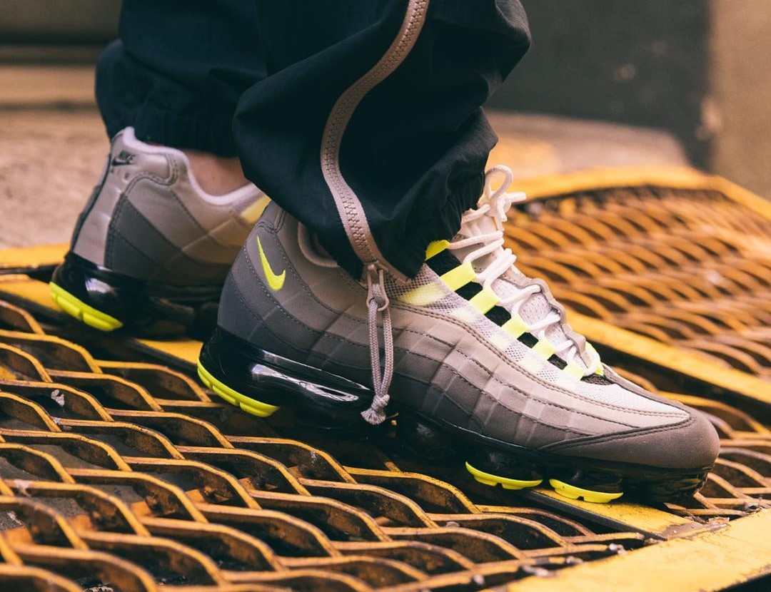6 Images That Will Change Your Opinion Of The Nike Vapormax 95 Neon ...