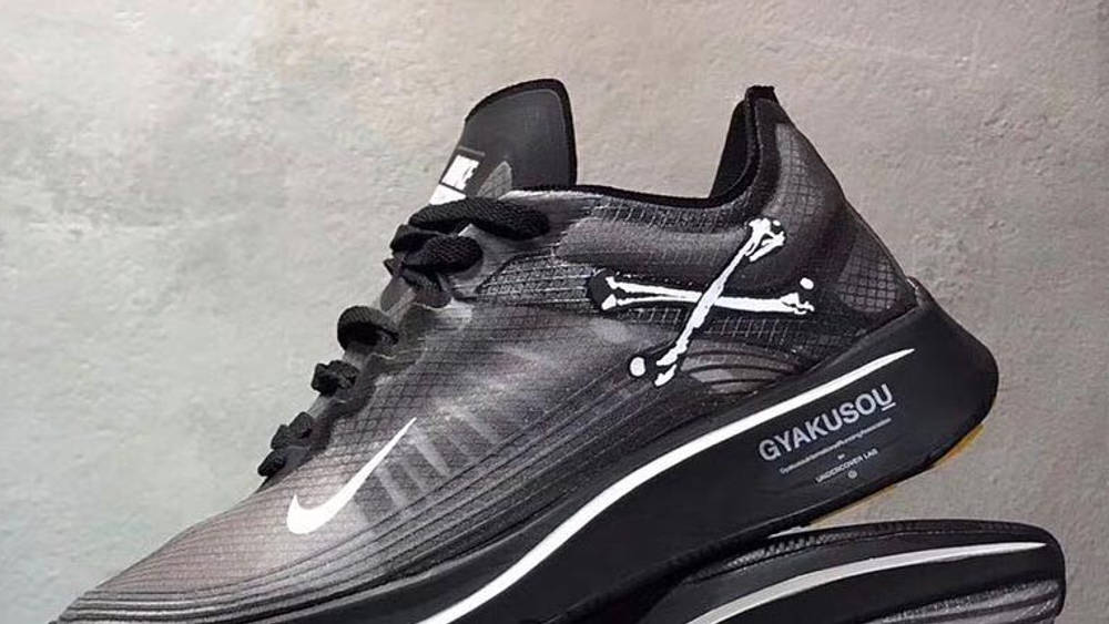 The GYAKUSOU x Nike Zoom Fly SP Surfaces In A Black Colourway The GYAKUSOU x Nike Zoom Fly SP Surfaces In A Black Colourway