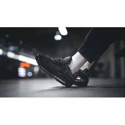 Nike air max deluxe triple clearance black