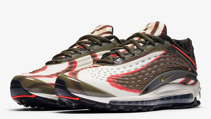 air max deluxe sequoia on feet