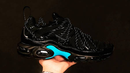 Drake Teases A Nike Air Max Plus Collaboration Drake Teases A Nike Air Max Plus Collaboration