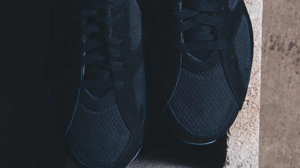Nike Air Max 180 'Black/Volt'