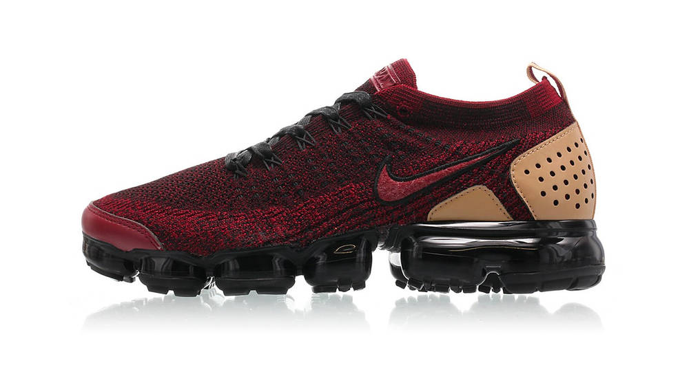 The Nike Air VaporMax 2.0 'Team Red' Is Pure Fire The Nike Air VaporMax 2.0 ‘Team Red’ Is Pure Fire