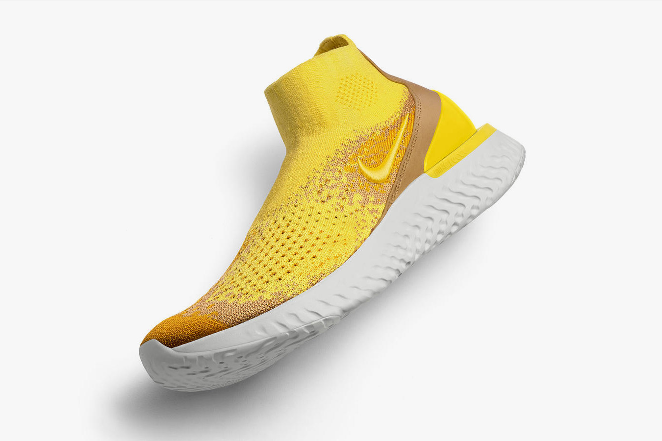 nike laceless trainers