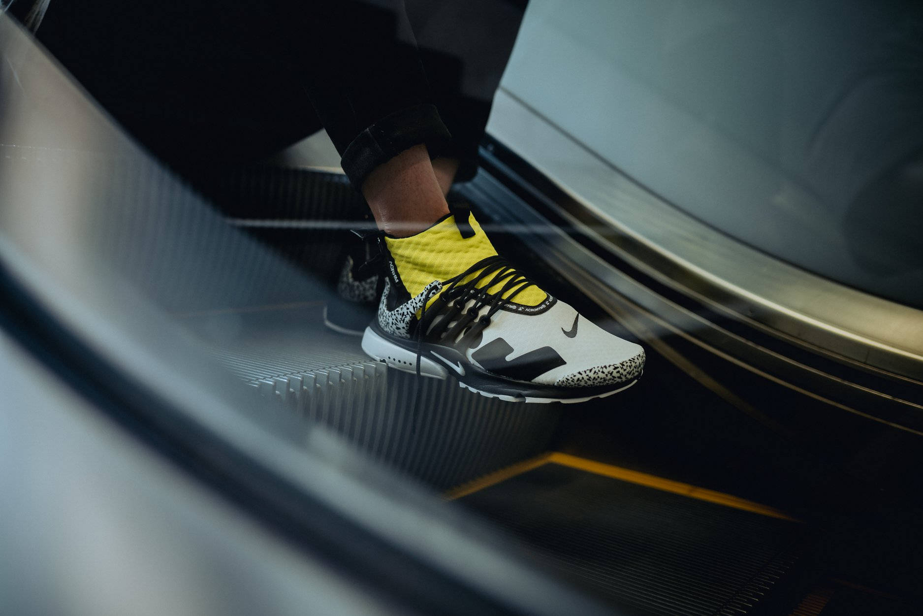 air presto mid acronym dynamic yellow on feet
