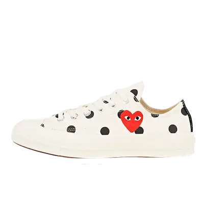 For their Fall 2014 lineup Converse is dropping their Converse Auckland Racer Converse Chuck Taylor All Star 70 Low Polka Dot White
