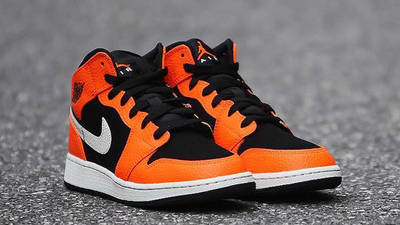 air jordan orange white black