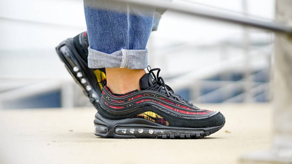 Nike-Air-Max-97-Tartan-Pack-Black-Womens-AV8220-001-05-760×428 Nike-Air-Max-97-Tartan-Pack-Black-Womens-AV8220-001-05-760×428