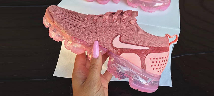 nike vapormax all pink
