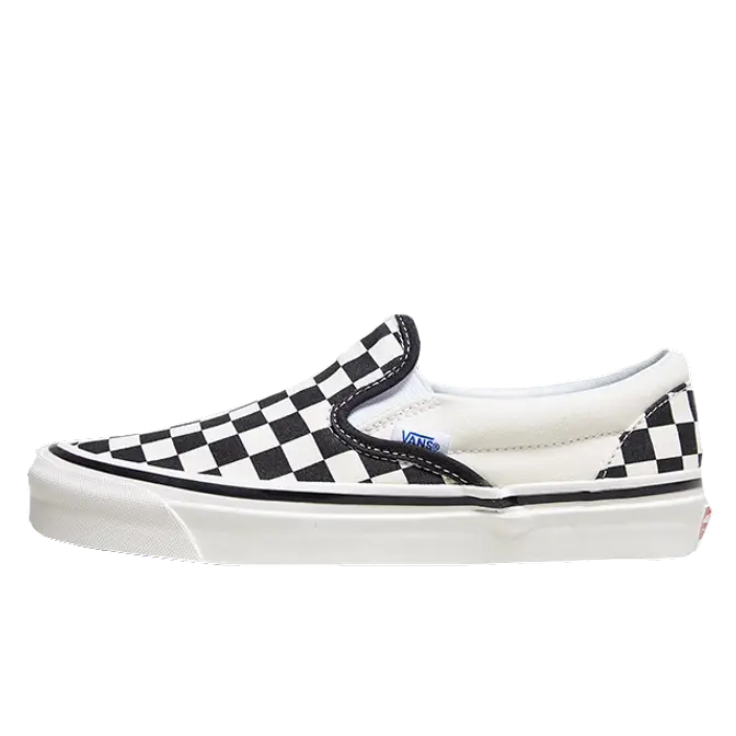 Vans anaheim slip sales on black and white