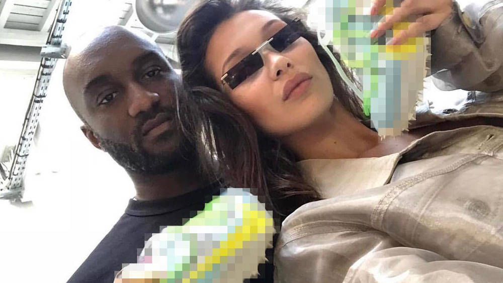 Virgil Abloh Teases The Off-White x Nike Vapor Street Flyknit "TRACK & FIELD" Virgil Abloh Teases The Off-White x Nike Vapor Street Flyknit “TRACK & FIELD”