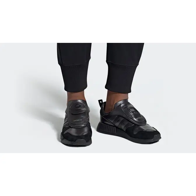 . Calamidad Banquete adidas Micropacer x R1 Black TFL Pack | Where To Buy | EE7264 | The Sole  Supplier
