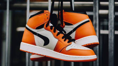 This Factory Flawed Air Jordan 1 'Reverse Shattered Backboard' Can Be Yours For £113,000 This Factory Flawed Air Jordan 1 'Reverse Shattered Backboard' Can Be Yours For £113,000