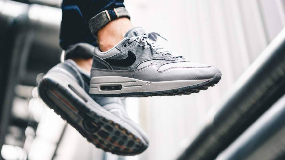 Best Look Yet At The Nike Air Max 1 &#8216;Centre Pompidou By Day/By Night&#8217; 5