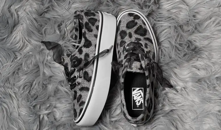 Fuzzy discount leopard vans