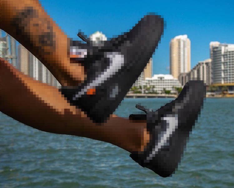 These On Foot Images Will Make You Want To Cop The Off-White x Nike Air Force 1 ‘Black’ 4