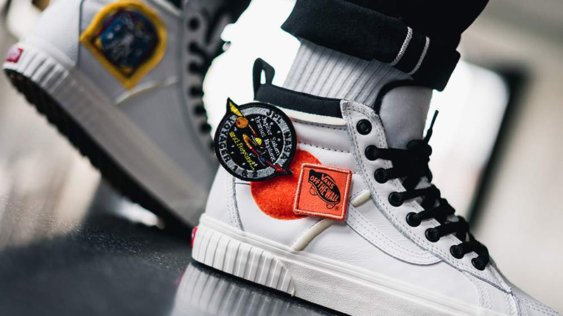 vans space voyager white high top