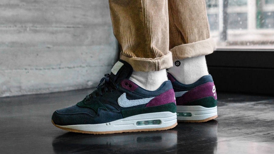 nike air max 1 donkerblauw suede