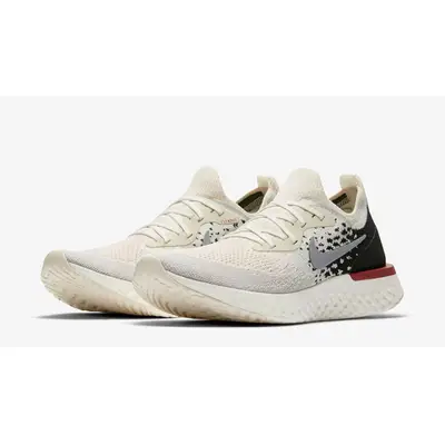 Epic react 2024 flyknit light cream