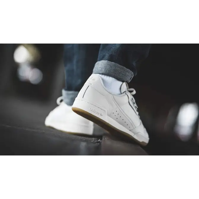 Adidas continental off outlet white gum