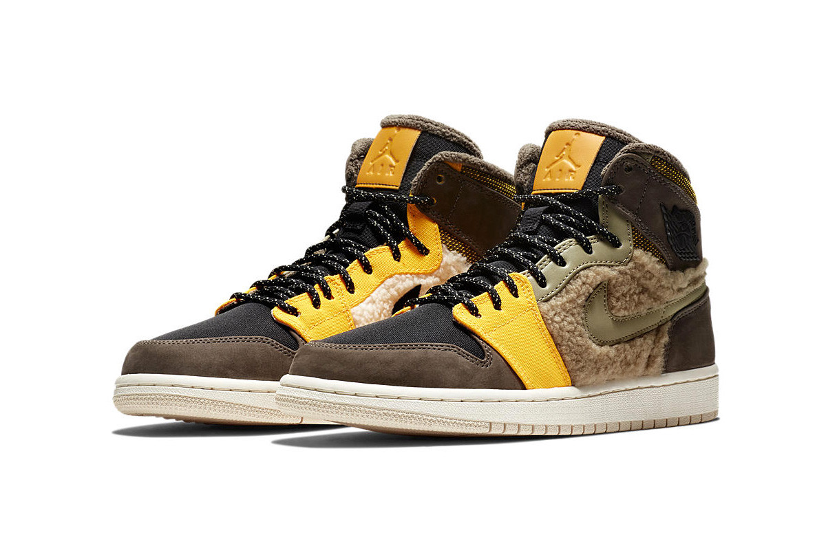 Air Jordan 1 'Parachute Beige/Lava Glow'