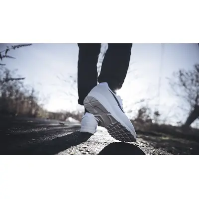 Fear of god outlet air skylon 2 white