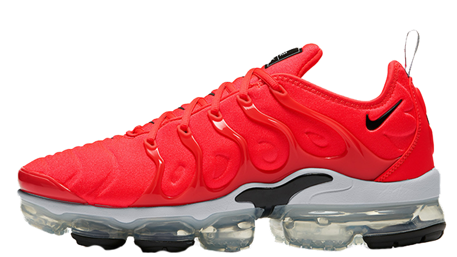 red and white nike vapormax plus