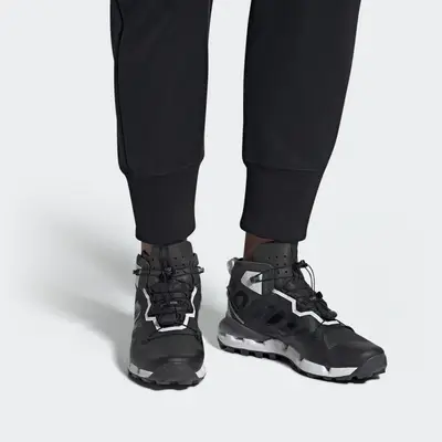 adidas original swift run shoes for women on sale adidas Terrex Fast Black