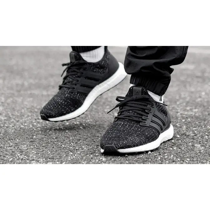 Ultra boost core on sale black ftwr white