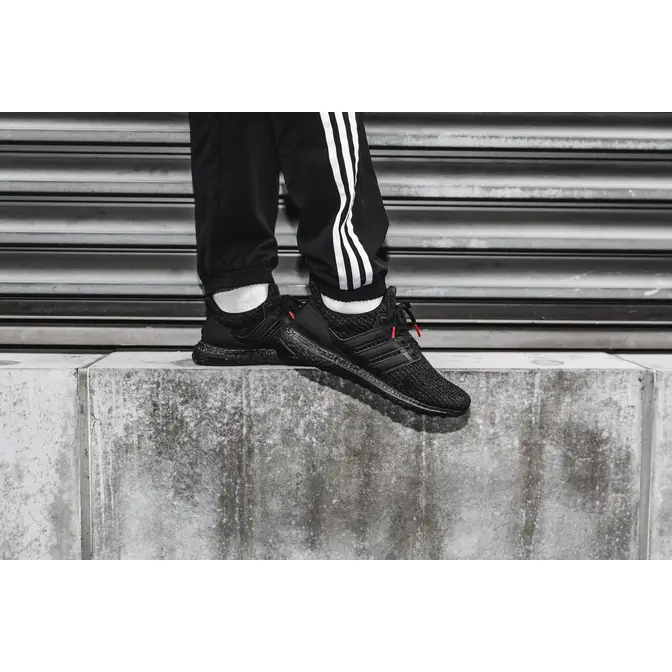 Adidas ultra boost 4.0 triple black hot sale active red