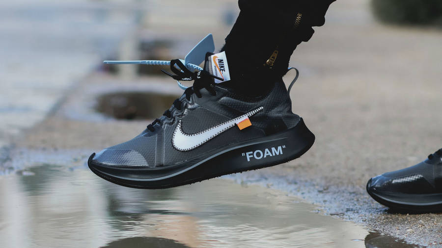 nike foam off white black