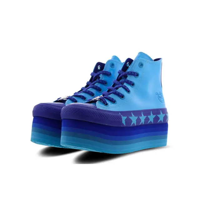 Miley cyrus hotsell platform converse