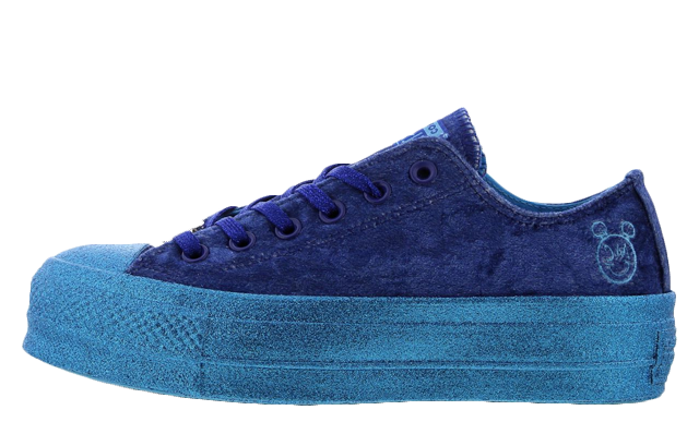 Miley cyrus blue converse on sale