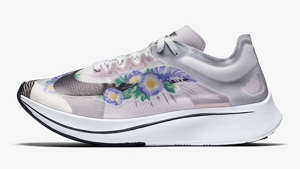 Nike’s Zoom Fly SP Goes Floral AV3523-001 5 Nike’s Zoom Fly SP Goes Floral AV3523-001 5