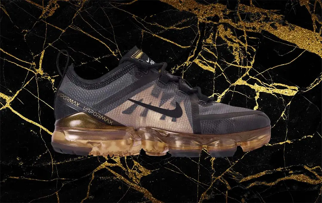 Nike air vapormax 2019 black gold best sale