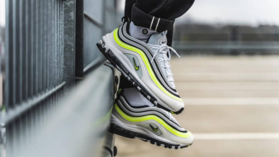 nike air max 97 black volt