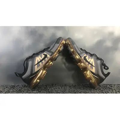 Nike air vapormax outlet 2019 (gs) black/black-metallic gold