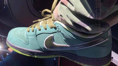 Travis Scott Flexes The Concepts x Nike SB Dunk Lo ‘Green Lobster’ Travis Scott Flexes The Concepts x Nike SB Dunk Lo ‘Green Lobster’