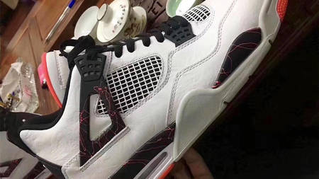 The Air Jordan 4 ‘Light Crimson’ Is Coming Very Soon The Air Jordan 4 ‘Light Crimson’ Is Coming Very Soon