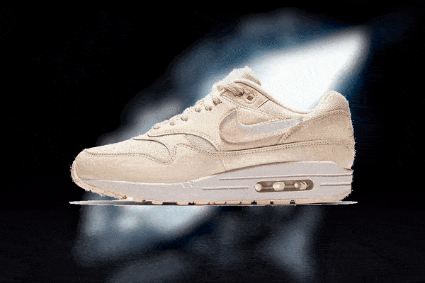 An Over-Sized Jewel Swoosh Makes It’s Way Onto The Nike Air Max 1