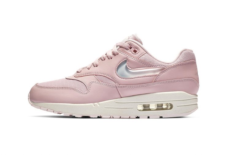nike air max 1 pink jewel swoosh