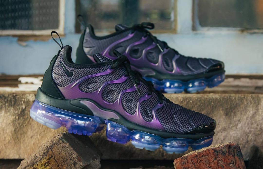 air vapormax plus megatron