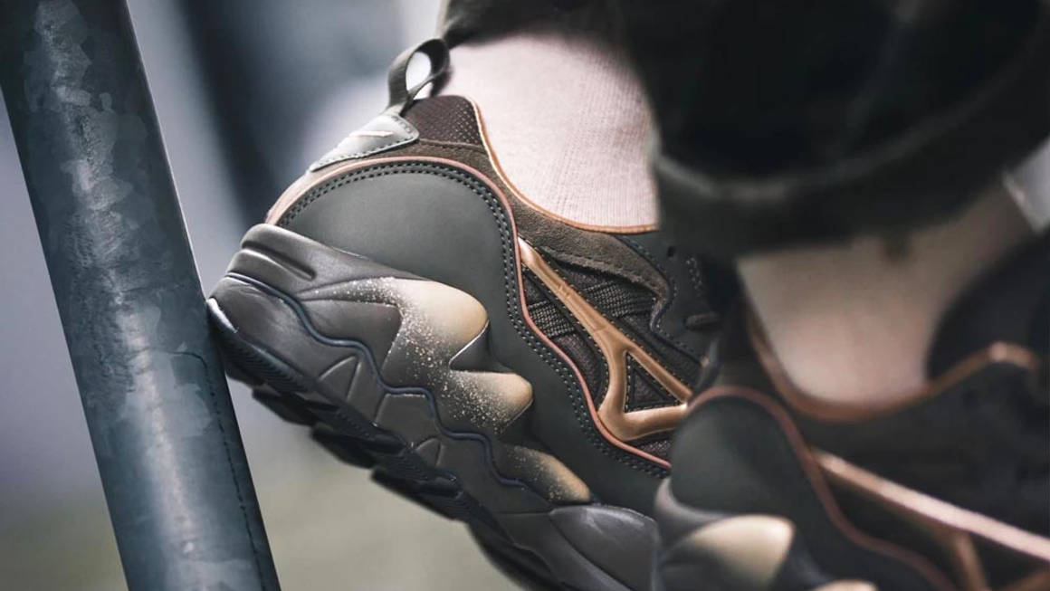 mizuno wave rider 1 tech