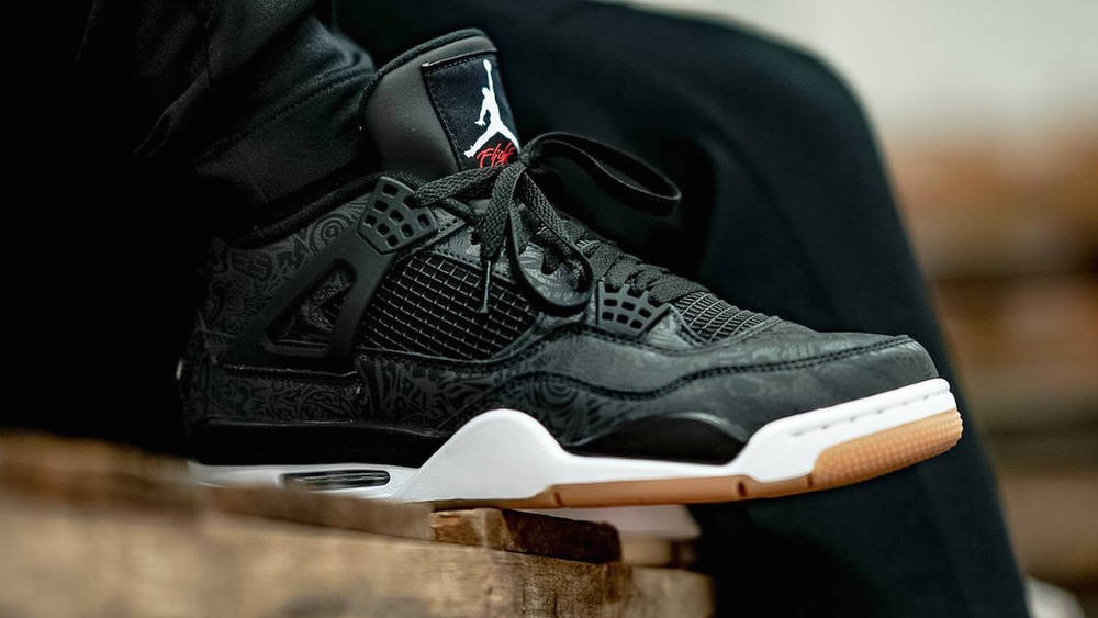 How Is The Air Jordan 4 'Black Laser' Still Sitting?! How Is The Air Jordan 4 ‘Black Laser’ Still Sitting?!
