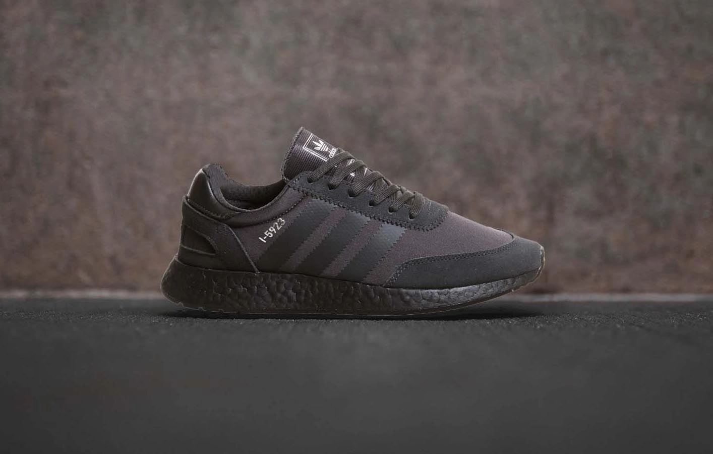 Don’t Sleep On The adidas system Originals I-5923 ‘Carbon’!