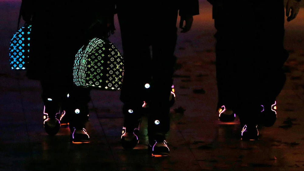 Virgil Abloh's Louis Vuitton Fall/Winter 2019 Collection Is Lit Virgil Abloh’s Louis Vuitton Fall/Winter 2019 Collection Is Lit