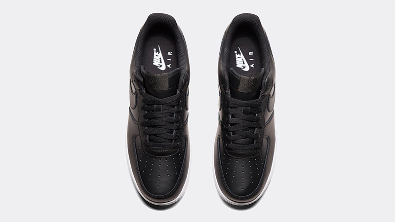 Nike Air Force 1 07 Black White