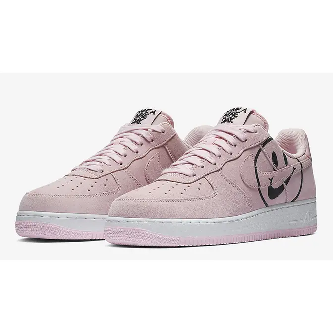 pink smiley face air force 1