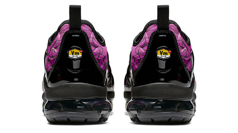 black and purple vapormax plus